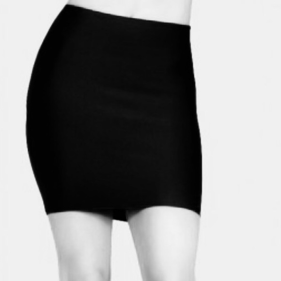 COPY - WOW COUTURE BANDAGE MINI SKIRT SZ S/ WAS $49 - Picture 6 of 8
